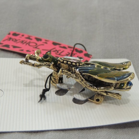 NWT Betsey Johnson Aurora Borealis Back Wasp Bee Brooch Pin - Picture 7 of 10